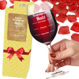 kieliszek-na-wino-w-pudelku-imie-prezent-na-dzien-kobiet-walentynki-mamy