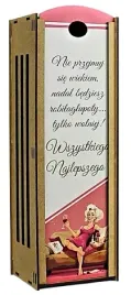 skrzynka-na-wino-zyczenia-prezent-na-urodziny-dla-kobiety-zawieszka-gratis