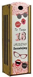 skrzynka-na-wino-prezent-na-18-urodziny-dla-kobiety-zawieszka-gratis