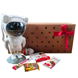 zestaw-prezentowy-box-astronauta-projektor-gwiazd-prezent-mikolajki-swieta