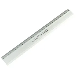 metalowa-linijka-antyposlizgowa-do-ciecia-skory-30-cm-craftpoint