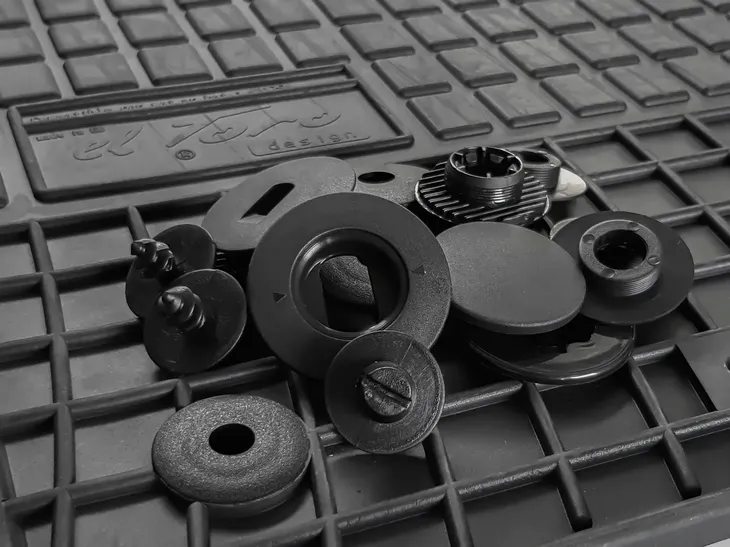 dywaniki-samochodowe-bmw-3-e36-91-98-liczba-elementow-komplety-waga-z-opakowaniem-5-kg