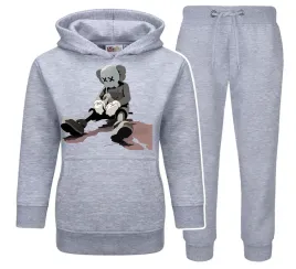 dres-dzieciecy-kaws-producent