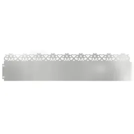 eleganckie-metalowe-obramowanie-trawy-w-srebrnym-kolorze