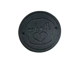 metka-naszywka-made-with-ekoskora-25x25-mm-m74