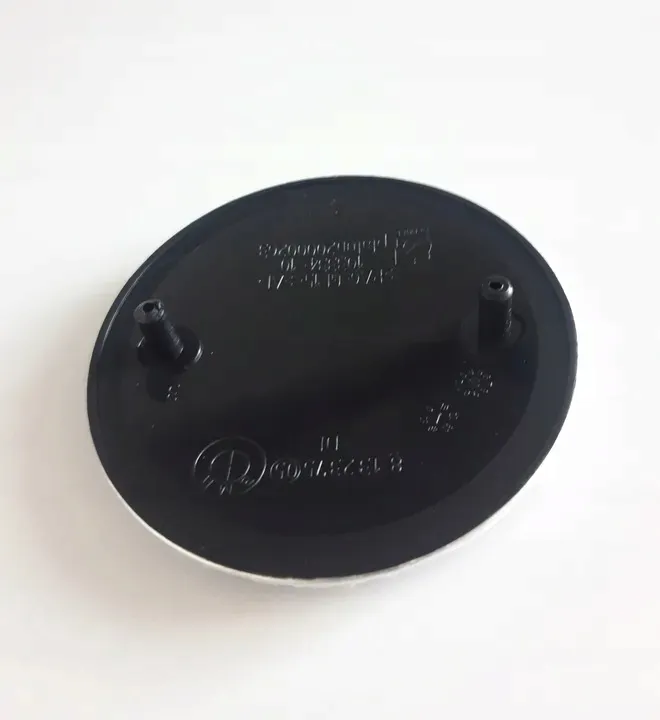 emblemat-znaczek-logo-bmw-82mm-e30-e34-e38-e46-e53-e83-e60-e61-e67-x3-nowy