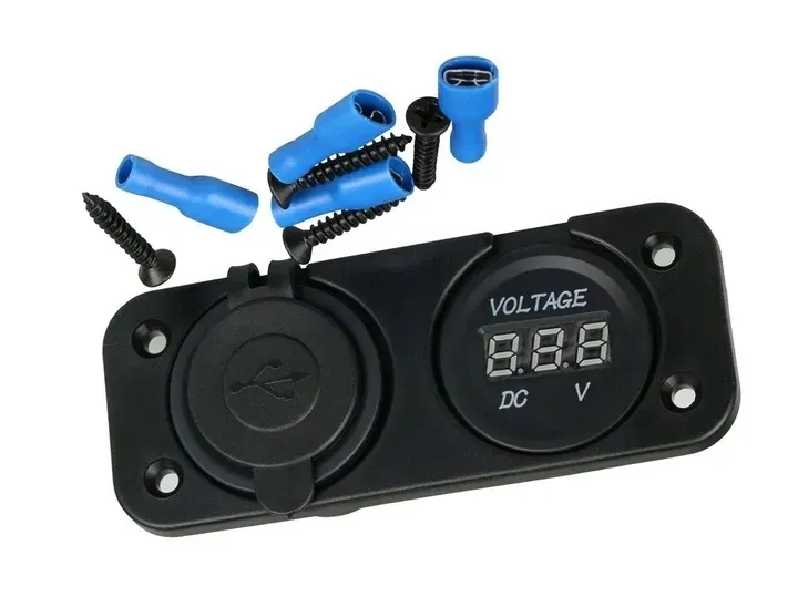 samochod-woltomierz-ladowarka-2x-usb-2a-panel-2w1