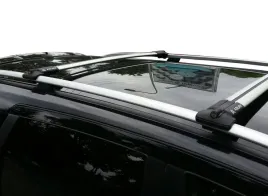 toyota-avensis-1997-2002-bagaznik-relingi-aguri