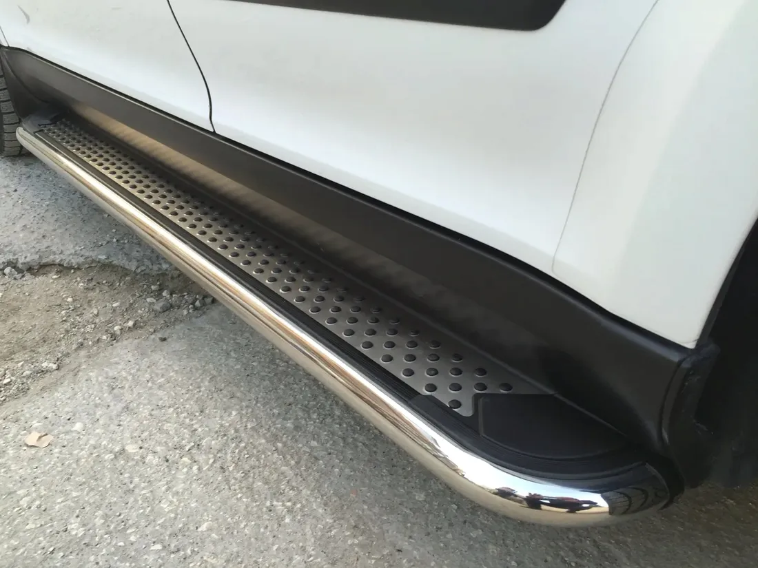 renault-trafic-l1-stopnie-boczne-progi-boki-orurowanie-stan-nowy