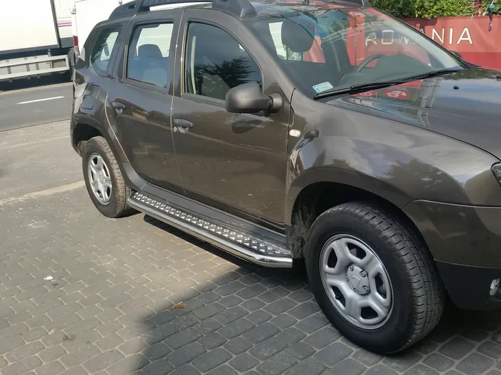 dacia-duster-2017-orurowanie-stopnie-boczne-stan-nowy-produkt-wprowadzony-do-obrotu-na-terenie-ue-przed-13-12-2024-tak