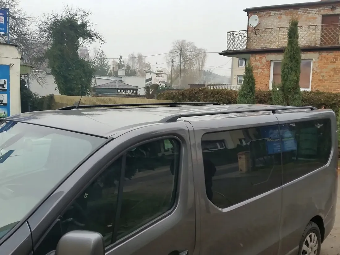 renault-trafic-2014-long-relingi-bagaznik