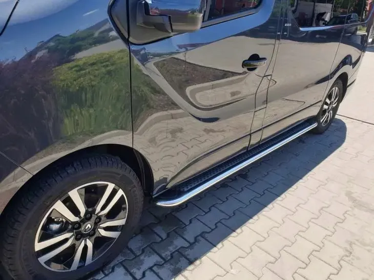 opel-vivaro-renault-trafic-orurowanie-stopnie-boki-stan-nowy-waga-z-opakowaniem-10-kg