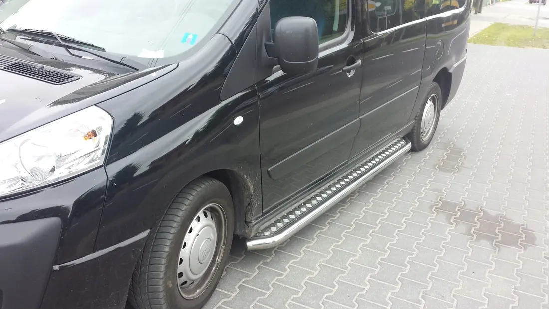 fiat-scudo-2007-2016-short-orurowanie-stopnie-boki-stan-nowy
