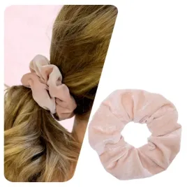gumka-do-wlosow-welurowa-scrunchies-bezowa-duza-bezpieczna-frotka-wygodna
