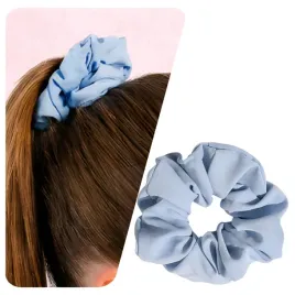 gumka-do-wlosow-jak-jedwab-scrunchies-blekitna-bezpieczna-frotka-duza