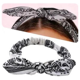 opaska-do-wlosow-bandana-z-kokarda-biala-na-gumce-paisley-na-glowe-modna