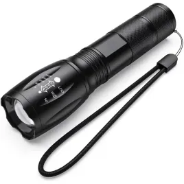 latarka-taktyczna-wojskowa-led-zoom-t6-cree-wodoodporna-na-baterie