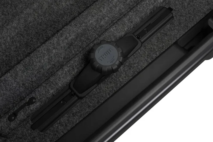 thule-vector-l-430l-box-dachowy-czarny-polysk-predkosc-maksymalna-130-km-h