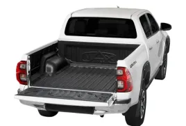 wykladzina-paki-wanna-kuweta-maxliner-kd-toyota-hilux-2015-