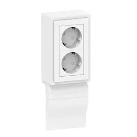 podwojne-pionowe-gniazdo-wtykowe-do-listwy-przypodlogowej-legrand