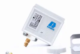 presostat-mechaniczny-ranco-p016-6751-wysokiego-cisnienia-z-recznym-resetem