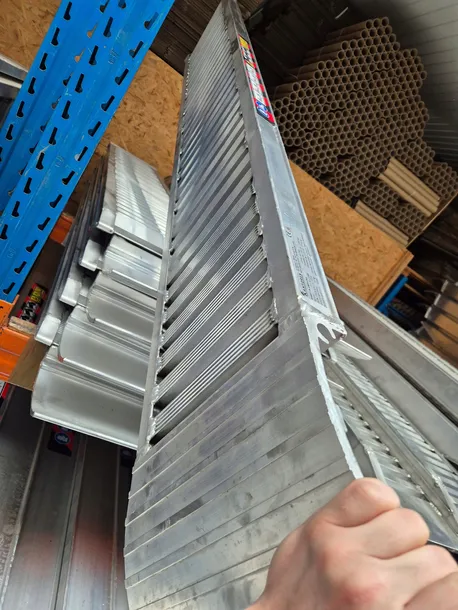 Rampy załadunkowe 2m do przyczepek, najazdy aluminiowe do koparek do 2100kg