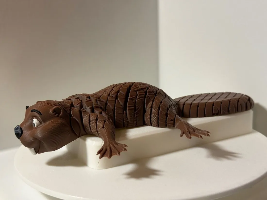 flexi-beaver-ruchoma-figurka-3d-stan-nowy