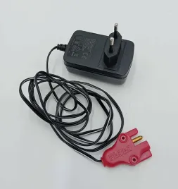 feber-800003112-indoor-battery-charger-czarny-ladowarka-akumulatorow