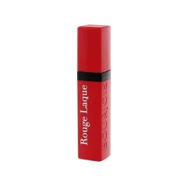 bourjois-pomadka-czerwony-06-framboiselle-naturalny-w-plynie