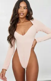 rozowe-body-z-dlugim-rekawem-prettylittlething-s