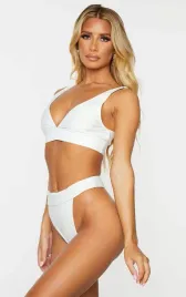 bialy-dol-od-bikini-prettylittlething-xxl