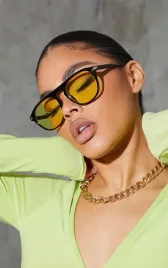 okulary-przeciwsloneczne-z-zoltymi-soczewkami-prettylittlething-one-size