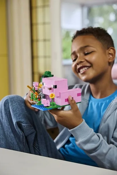 lego-minecraft-dom-prosiaczka