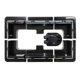 elementy-montazowe-na-kamper-panel-solarny-czarny-zawiera-baterie-nie