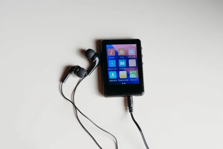 mp3-mechen-s7-czarny-32-gb-zlacza-minijack-35-mm