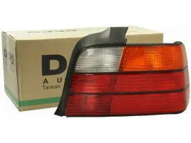 lampa-tyl-prawa-bmw-3-e36-90-99