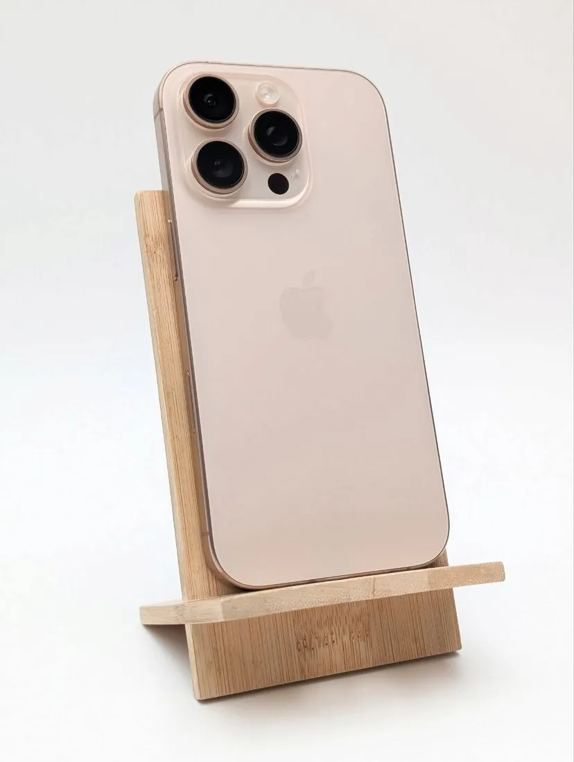 apple-iphone-16-pro-128gb-tytan-pustynny-model-telefonu-iphone-16-pro