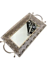 taca-z-lustrem-metalowa-elegancka-49x24cm