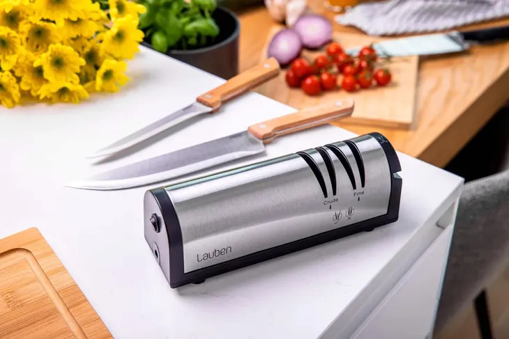 ostrzalka-do-nozy-lauben-knife-sharpener-4700sb-marka-lauben-informacje-dodatkowe-posiada-wlacznik