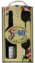 skrzynka-na-wino-urodziny-dowolna-cyfra-kieliszki-2-szt-zawieszka-gratis