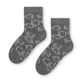 skarpety-dzieciece-rodzinne-084-29-31-013-grafitowy-puzzle
