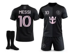 stroj-pilkarski-koszulka-spodenki-getry-messi-miami-rozm-128-cm