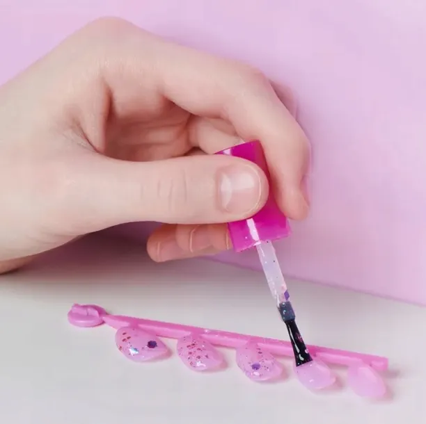 cool-maker-manicure-niespodzianka-spin-master-material-papier-plastik