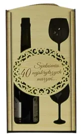 skrzynka-na-wino-urodziny-dowolna-cyfra-kieliszki-2-szt-zawieszka-gratis