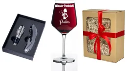 kieliszek-do-wina-z-grawerem-i-akcesoria-do-wina-wieczor-panienski