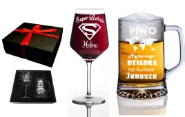 kufel-i-kieliszek-z-grawerem-na-dzien-babci-i-dziadka-w-eleganckim-pudelku