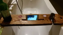 deska-na-wanne-polka-prezent-telefon-tablet-relaks