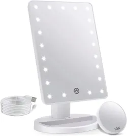 fascinate-lusterko-do-makijazu-z-podswietleniem-led