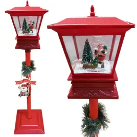 podswetlana-swiateczna-lampa-uliczna-latarnia-gra-latarnia-grajaca