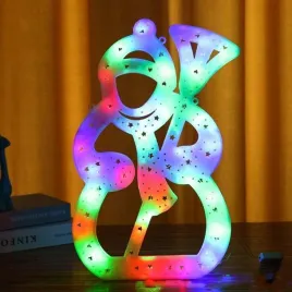 ozdoba-led-okno-balwan-kolorowy-witraz-40cm